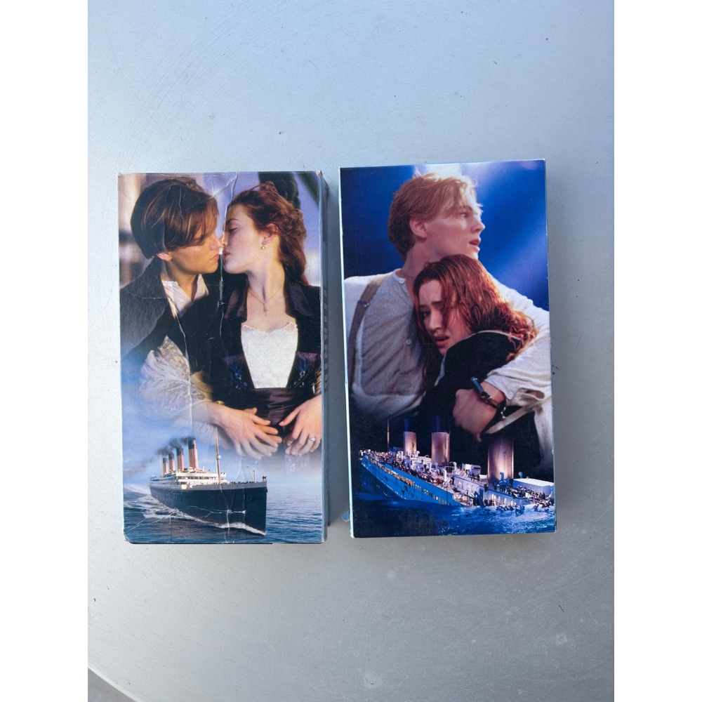 Titanic VHS 2-Tape Set Paramount Pictures 1997‎ Movie DiCaprio Winslet